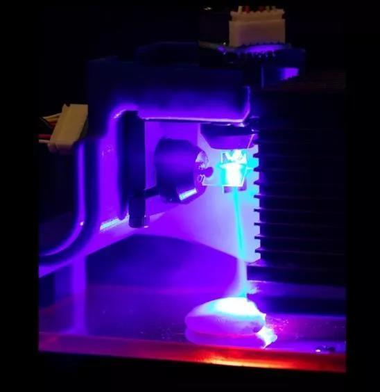 陈根：研究开发——3D激光食物烹调机器人